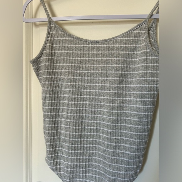 NWOT Express Women's Gray and White Striped Bodysuit Size M - Picture 6 of 10